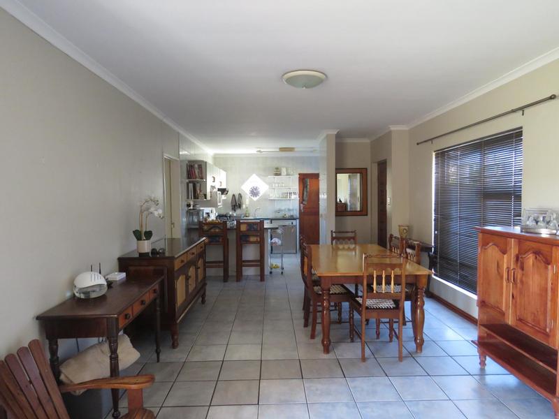 To Let 3 Bedroom Property for Rent in Protea Heights Western Cape